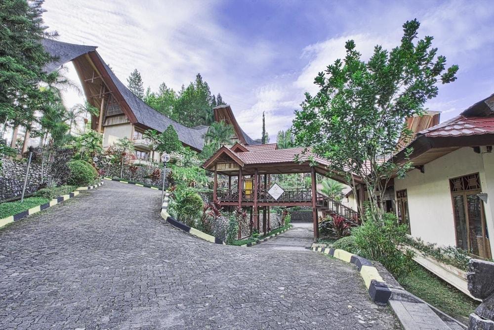 Hotel Sahid Toraja Makale Exteriér fotografie